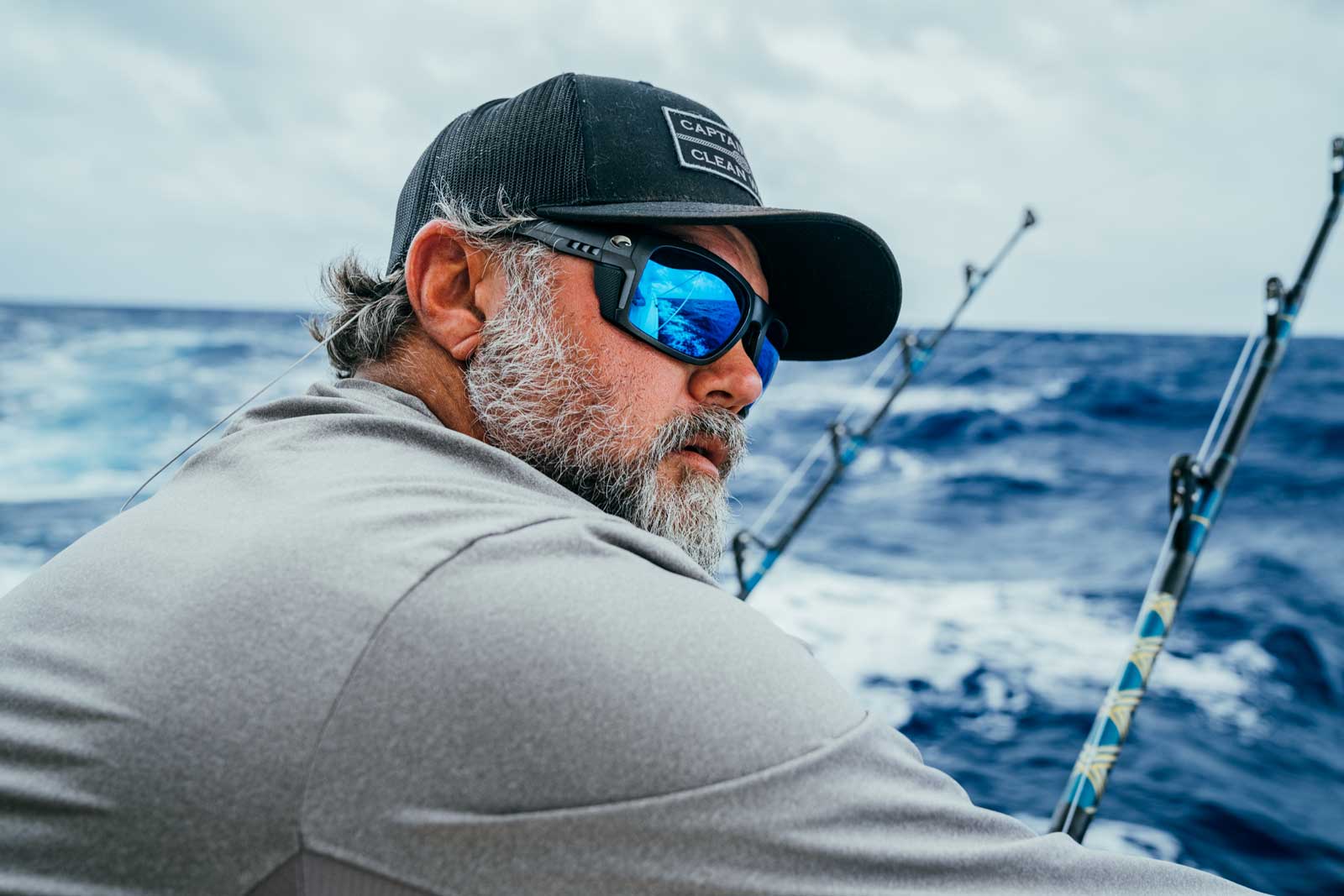 King Tide 8, Black, 580G Blue Mirror by Costa Sunglasses - ICAST Fishing